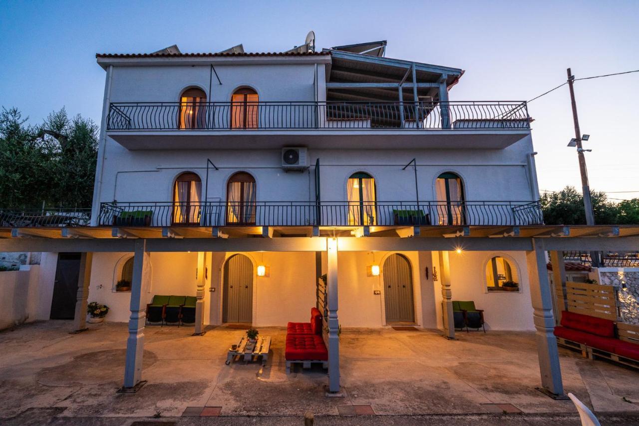 Borgo Canneto Rodi Garganico Exterior photo